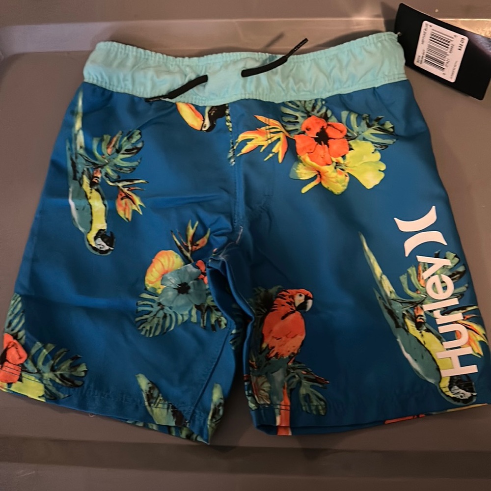 HURLEY SWIM TRUNKS/BOARD SHORTS: BLUE: NEW WITH TAGS: SIZE 4